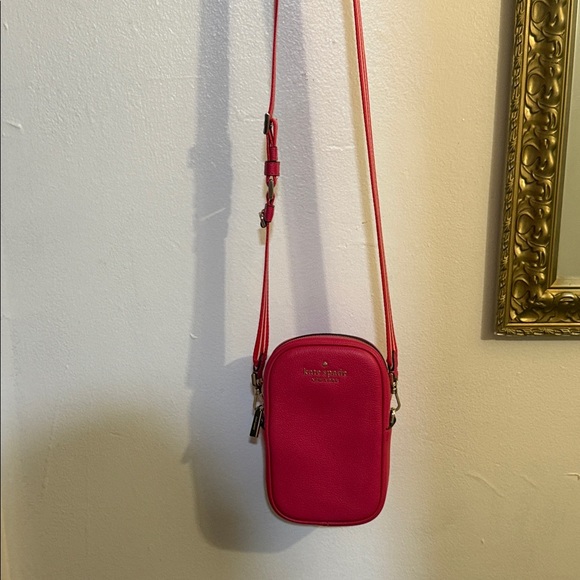 Kate Spade Vibrant Pink Crossbody Bag - Picture 2 of 4